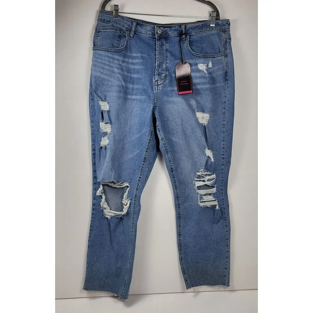 No Boundaries NOBO Destructed Mom Jeans 19‎ Super High Rise Raw Hem Medium Wash